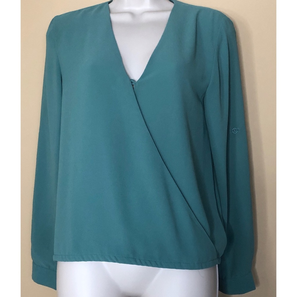 Naked Zebra Small Turquoise Blouse